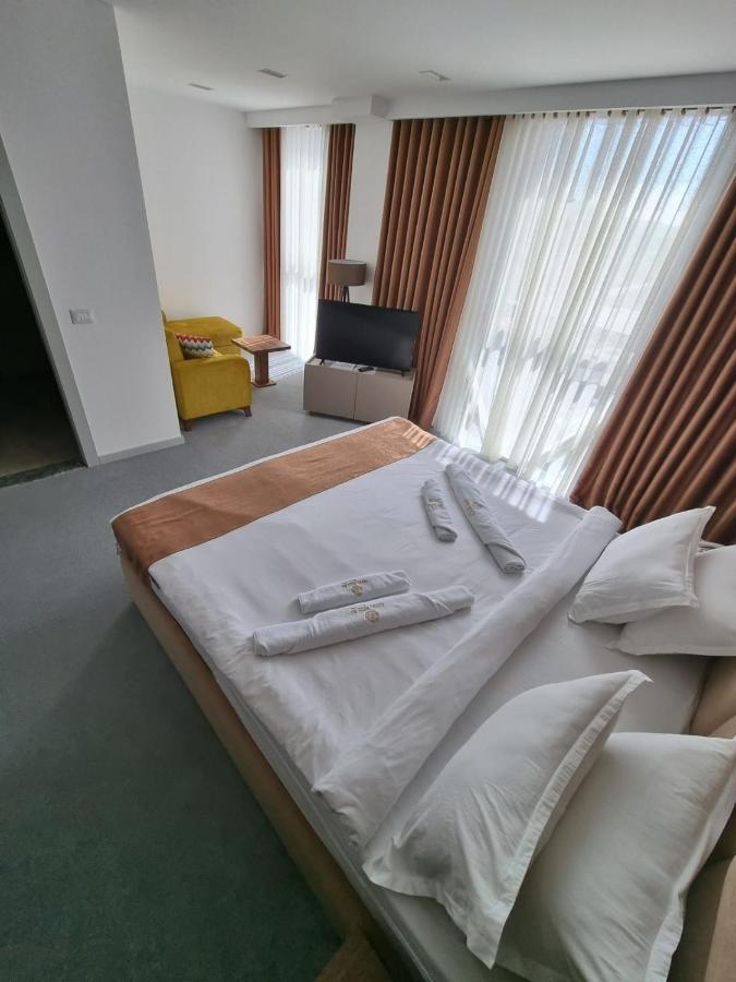 Resort Zerja And Spa Peshkopi Luaran gambar