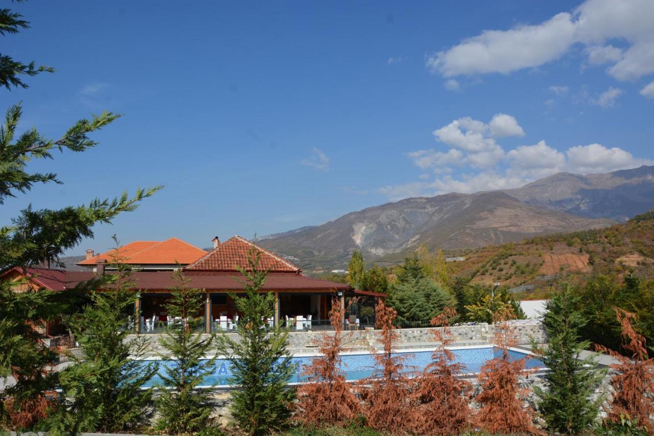 Resort Zerja And Spa Peshkopi Luaran gambar